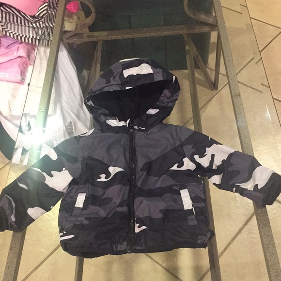 wonder nation Other - Wonder Nation size 18 mo Hooded jacket